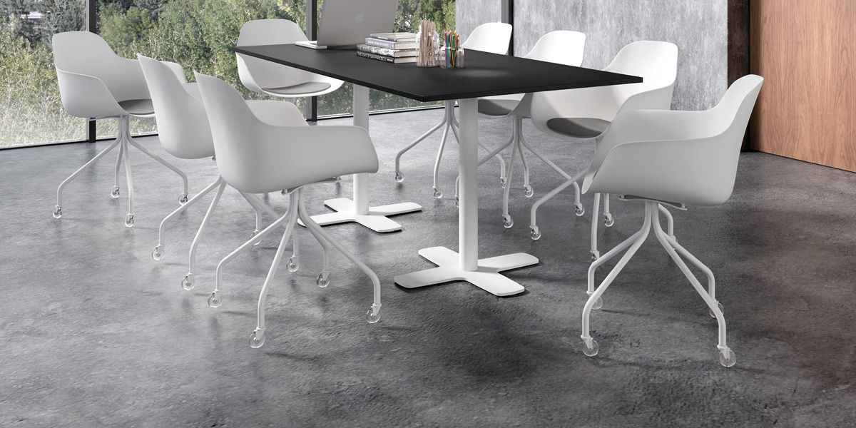 Ensemble table Spinner and chairs Bora with Pad Cloë